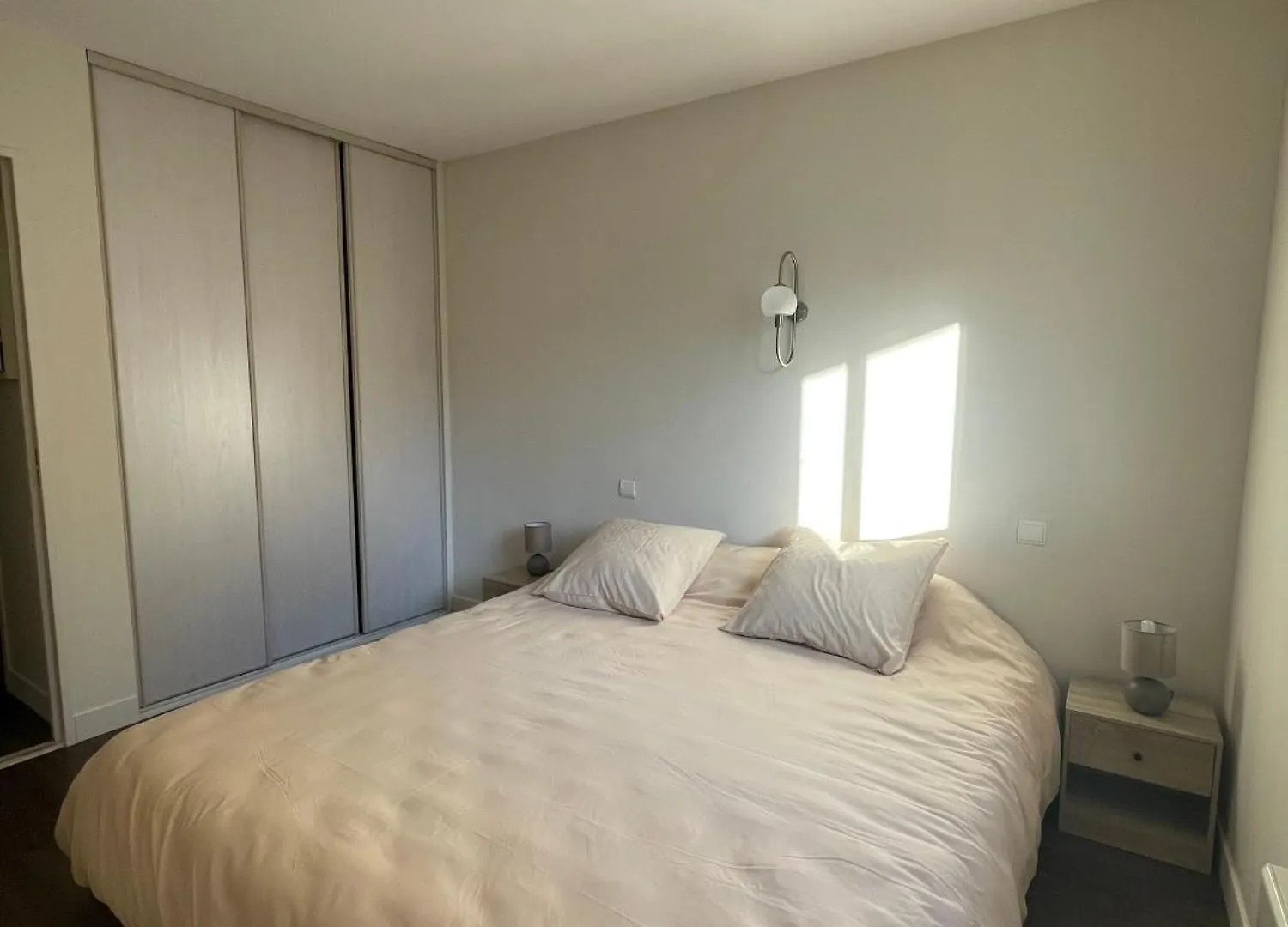 Appartement Superbe T2 Avec Box Garage Proche Velodrome Et Prado à Marseille France